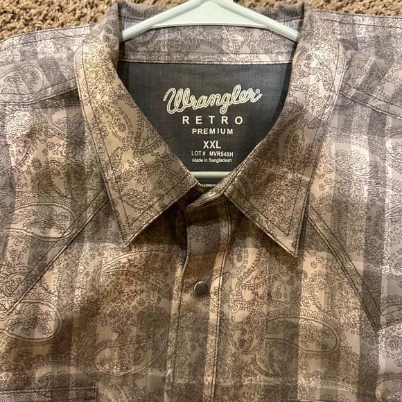 Wrangler Retro Button Up Dress Shirt - Picture 3 of 3